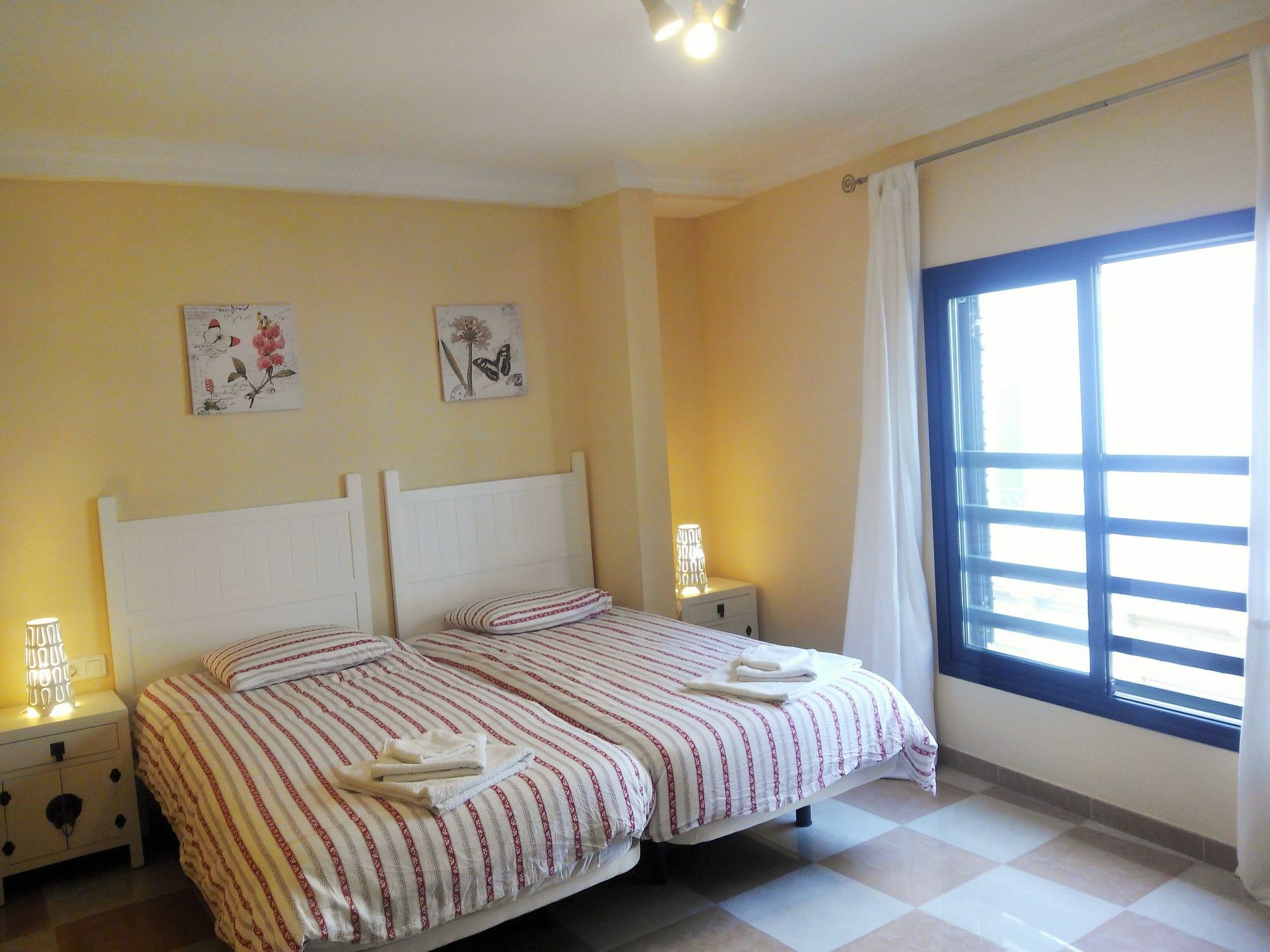 Malaga Centro Apartamentos Екстер'єр фото