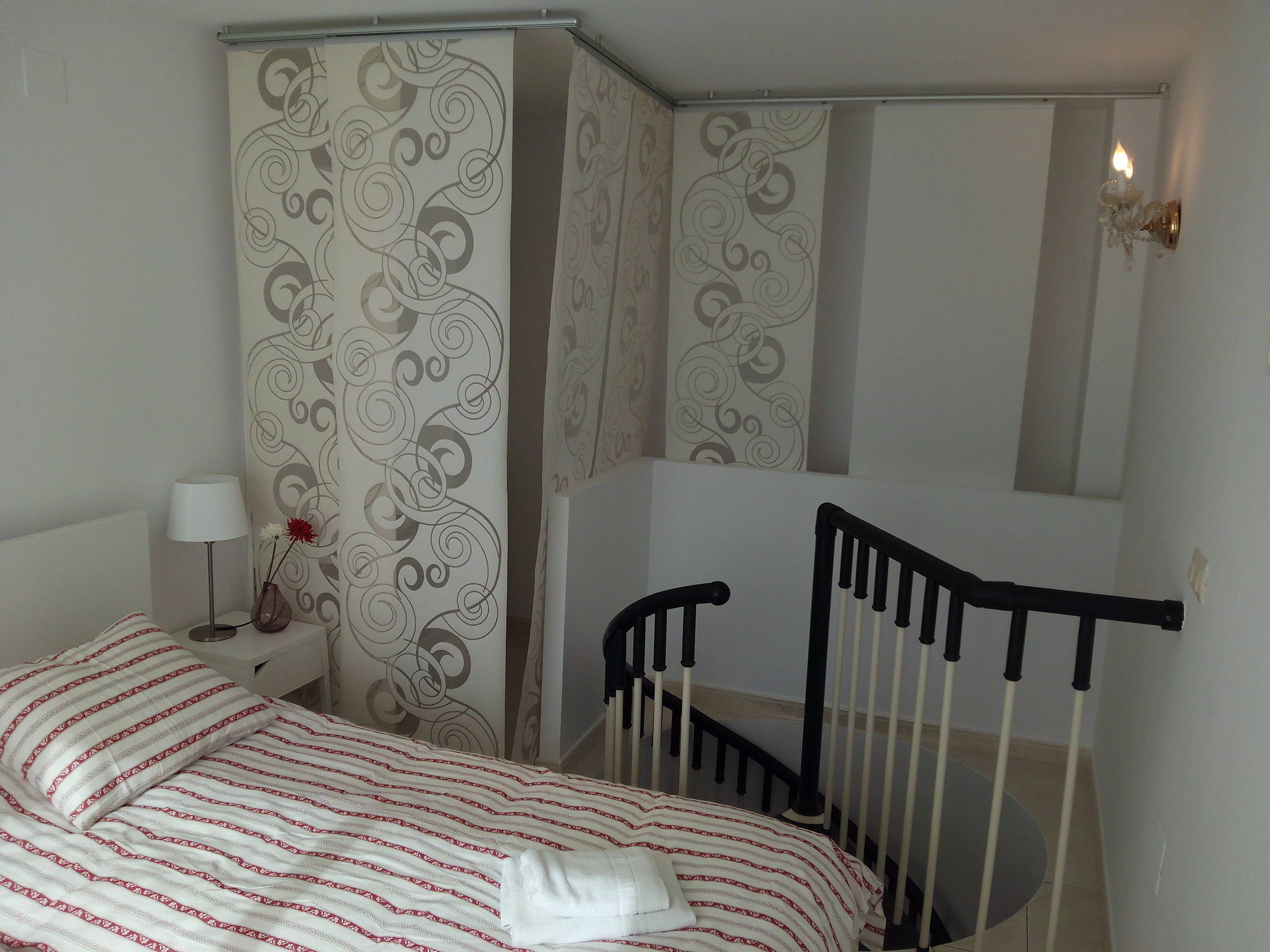 Malaga Centro Apartamentos Екстер'єр фото